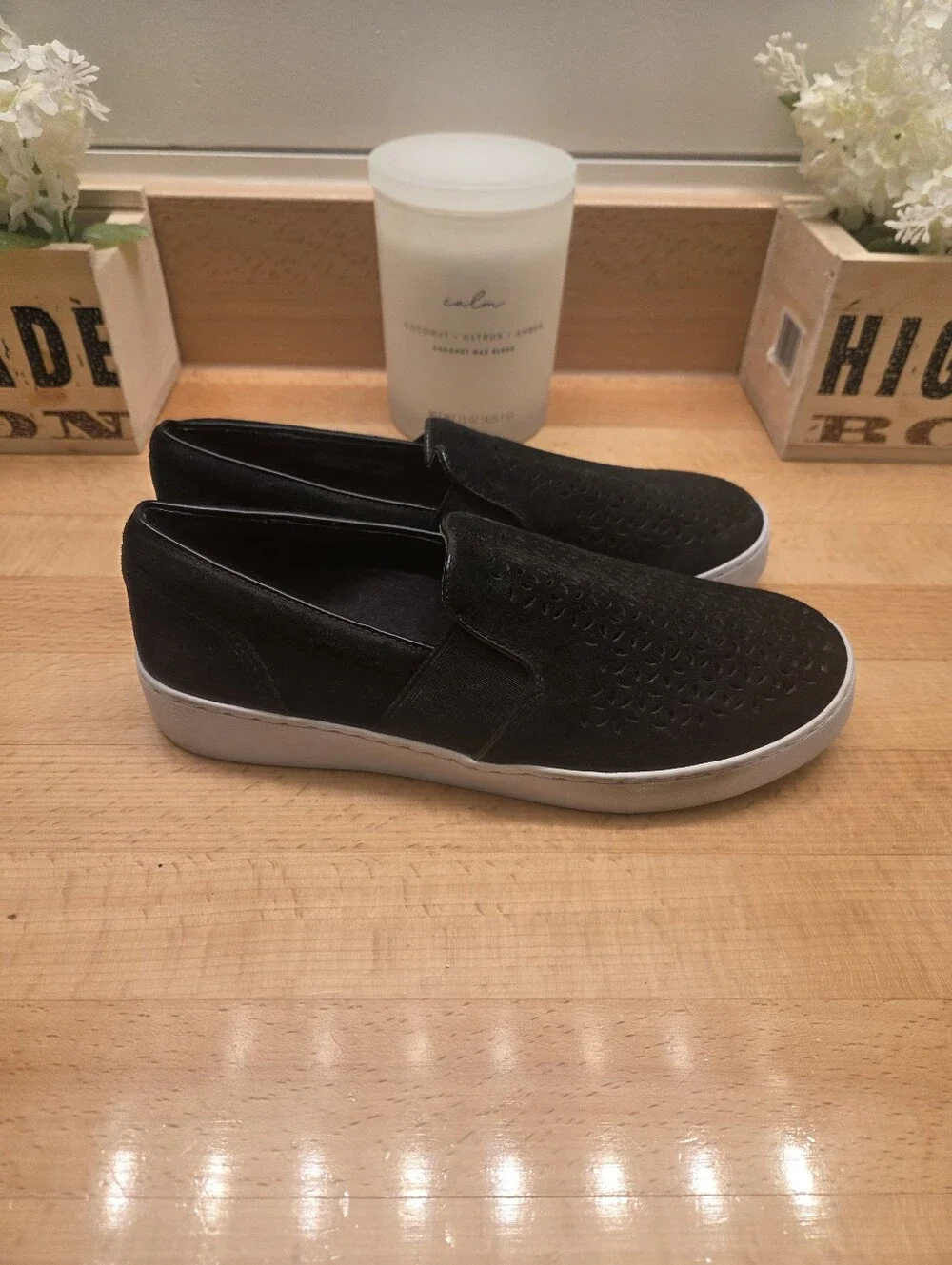 Vionic Kani Slip-on Sneakers Black Perforated Suede Women's Size 7.5